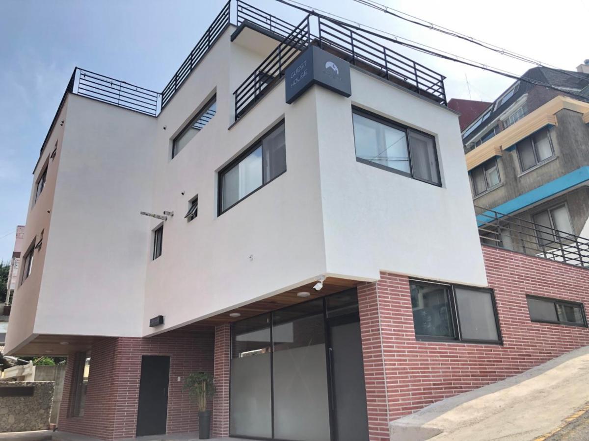 Cheukhu-Dong 19Street Guesthouse Mokpo Exterior foto